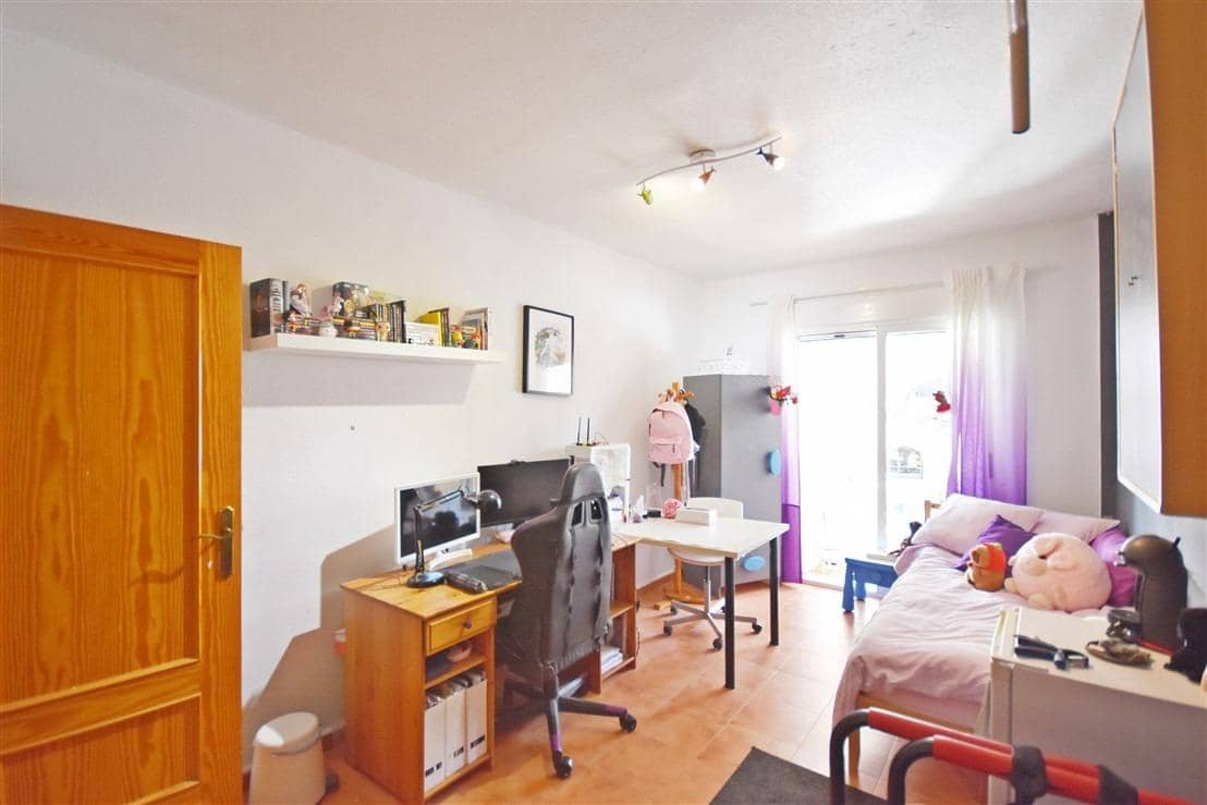 4 bedroom Apartment for sale in Bolnuevo - € 236,000 (Ref: 9024740)