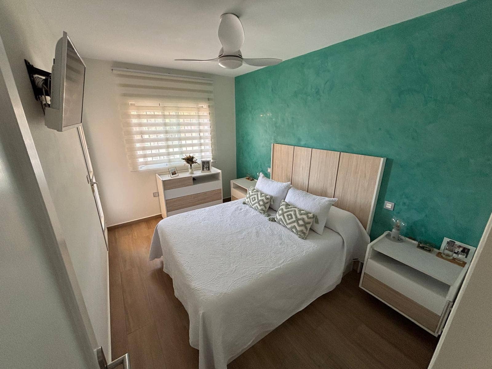 4 bedroom Apartment for sale in Puerto de Mazarron - € 253,000 (Ref: 9104595)