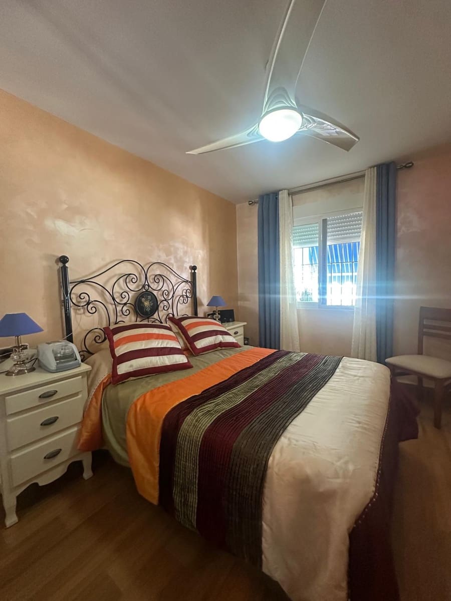 2 soveværelse Lejlighed til salg i Puerto de Mazarron med garage - € 165.000 (Ref: 9208549)