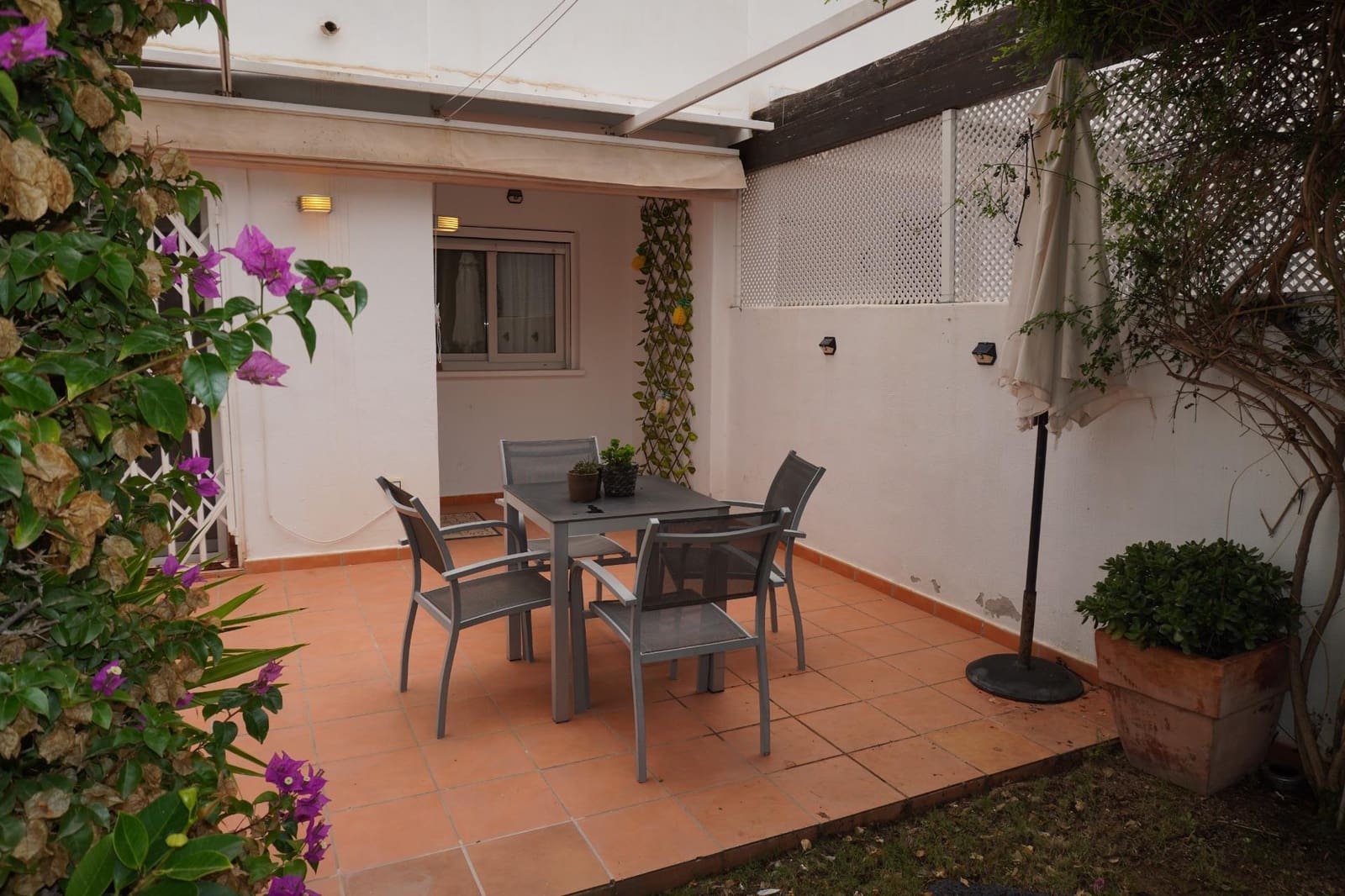 3 bedroom Apartment for sale in Condado de Alhama with pool - € 125,000 (Ref: 9308481)