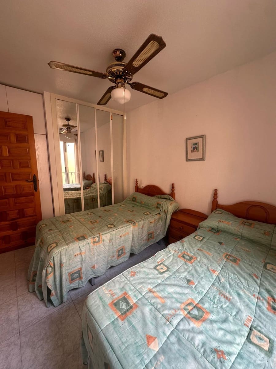 1 soverom Leilighet til leie i Puerto de Mazarron med svømmebasseng - € 500 (Ref: 9378993)