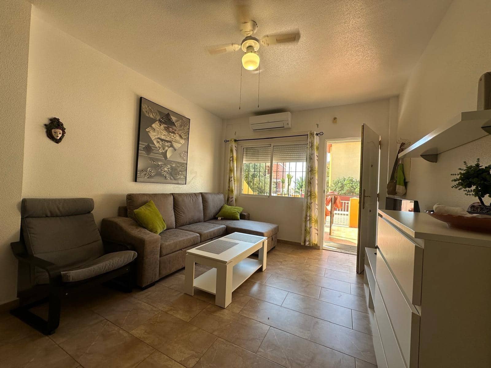 2 soveværelse Villa til leje i Isla Plana - € 900 (Ref: 9450587)