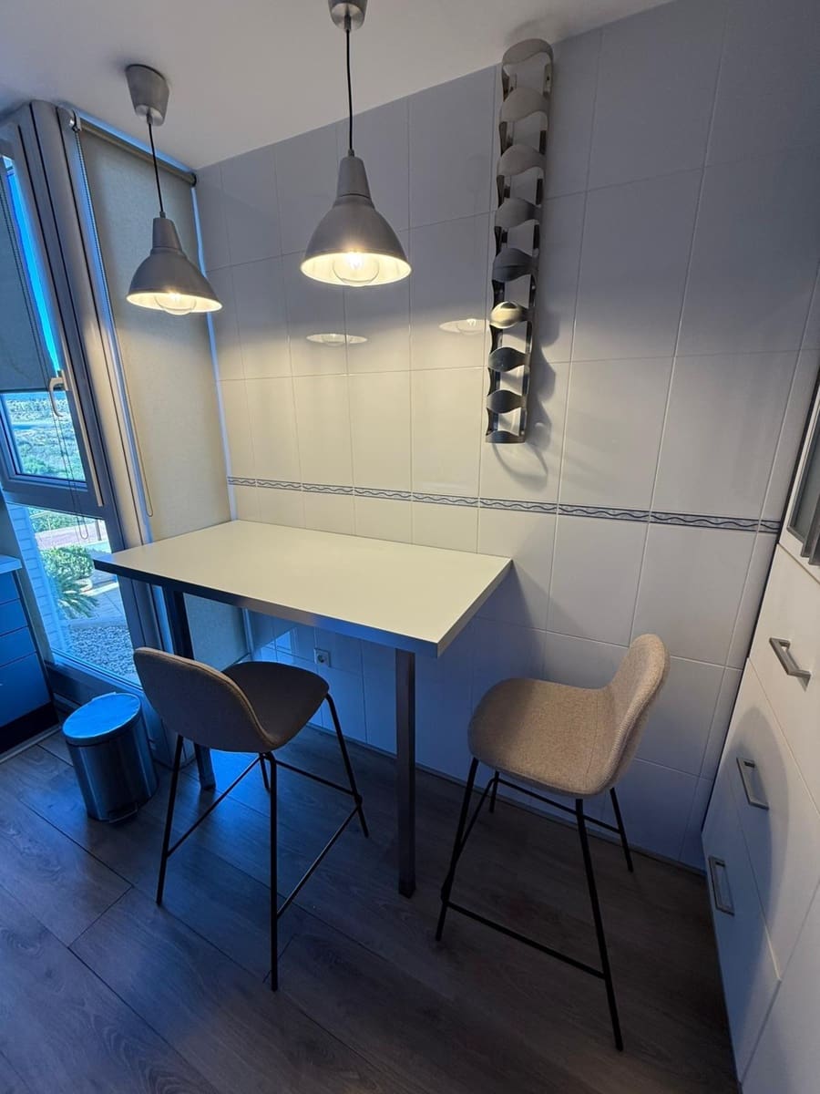 2 sypialnia Apartament do wynajęcia w Kartagena z basenem - 1 100 € (Ref: 9474177)