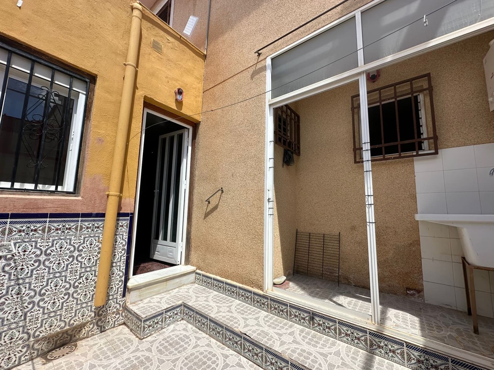 4 slaapkamer Appartement te koop in Mazarron - € 129.000 (Ref: 9599495)