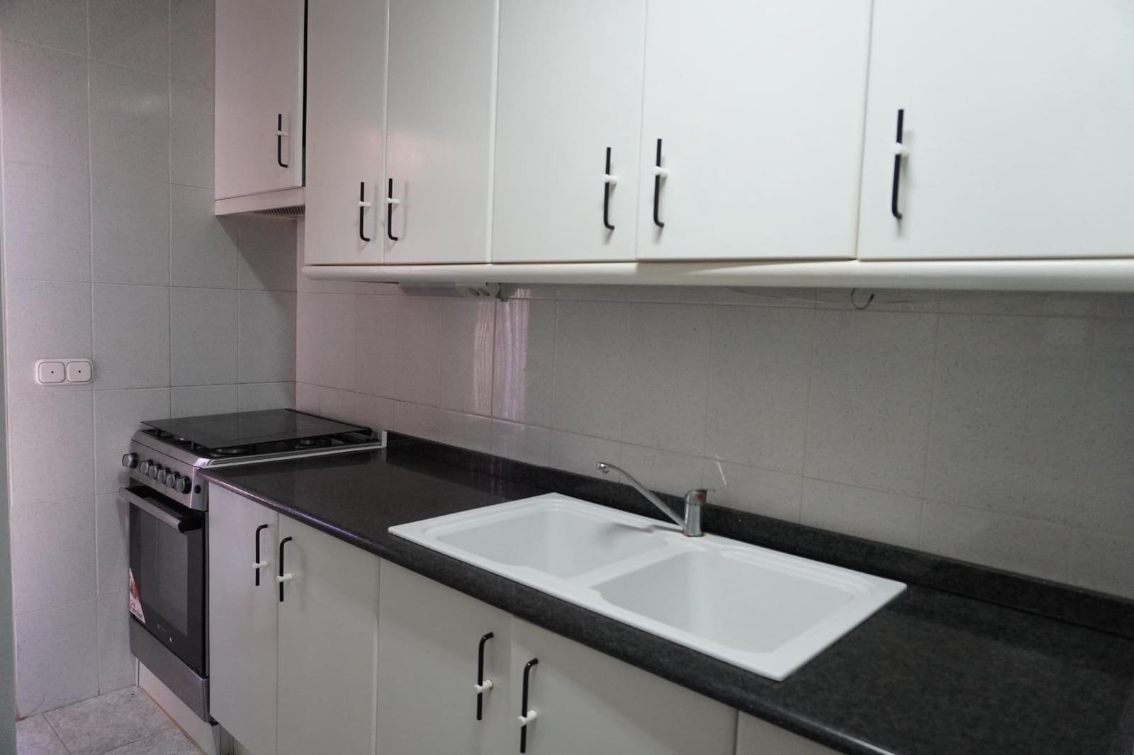 Casa de 5 habitaciones en Puerto de Mazarron en venta - 220.000 € (Ref: 9743110)