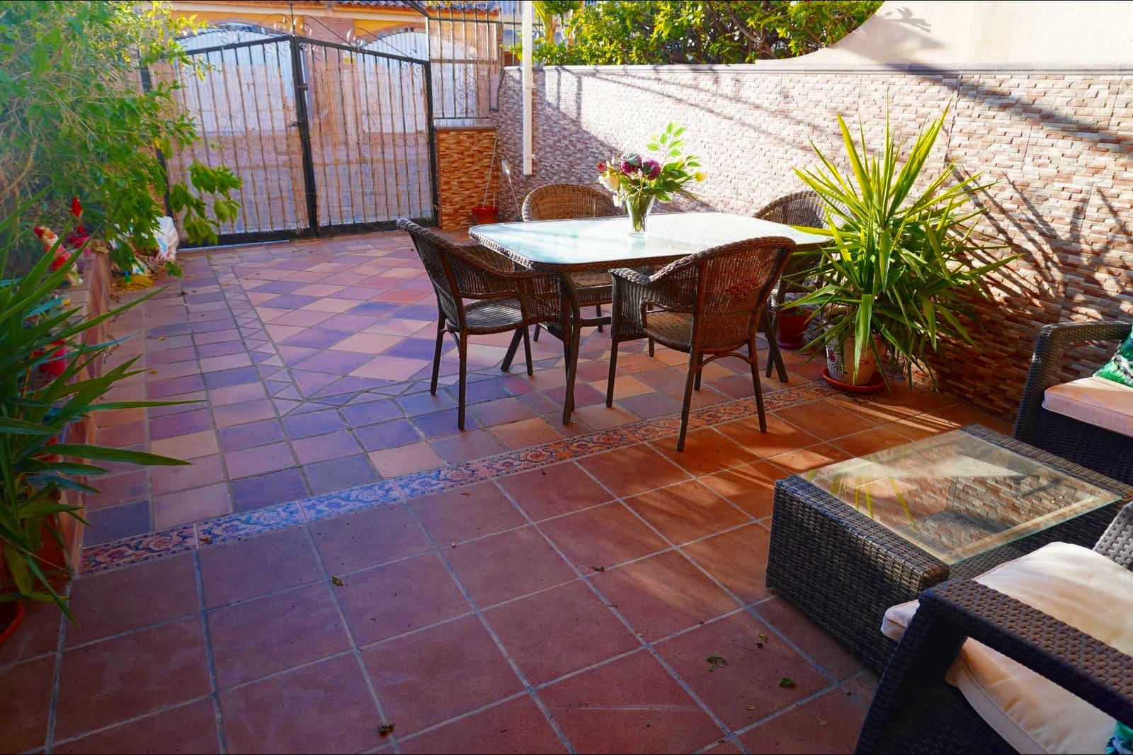 Casa de 5 habitaciones en Puerto de Mazarron en venta - 220.000 € (Ref: 9743110)