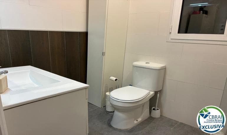 Apartamento de 3 habitaciones en Roses en venta - 189.000 € (Ref: 10000199)