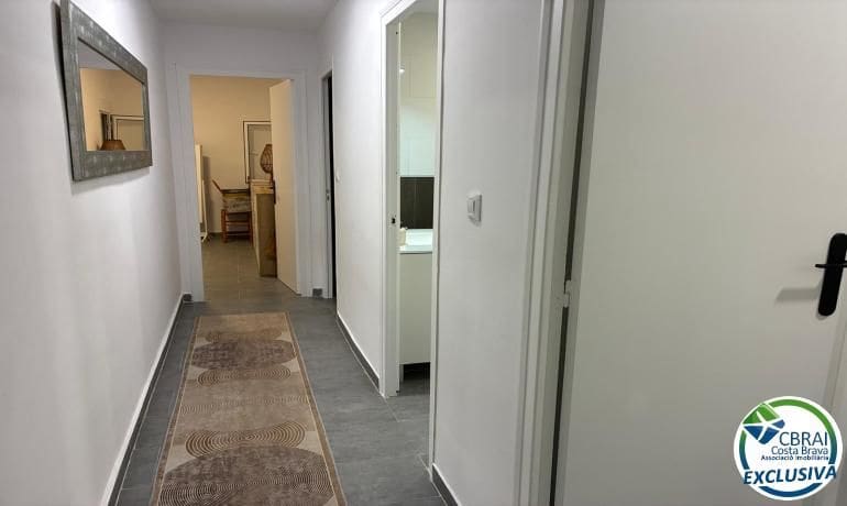 Apartamento de 3 habitaciones en Roses en venta - 189.000 € (Ref: 10000199)
