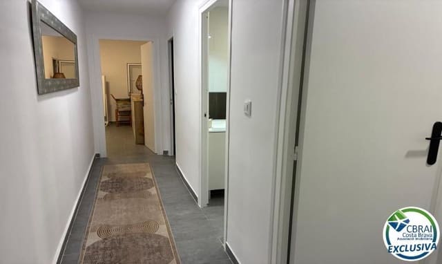 Apartamento de 3 habitaciones en Roses en venta - 189.000 € (Ref: 10000199)
