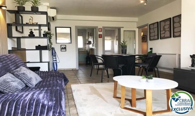 3 bedroom Apartment for sale in Santa Margarida, Roses with pool - € 285,000 (Ref: 10013454)