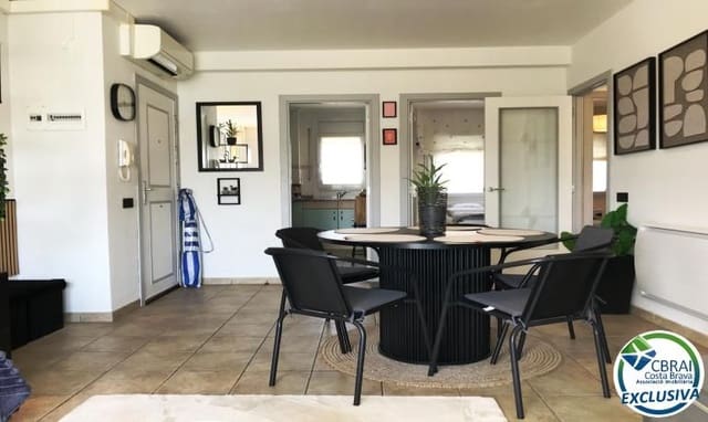 3 bedroom Apartment for sale in Santa Margarida, Roses with pool - € 285,000 (Ref: 10013454)
