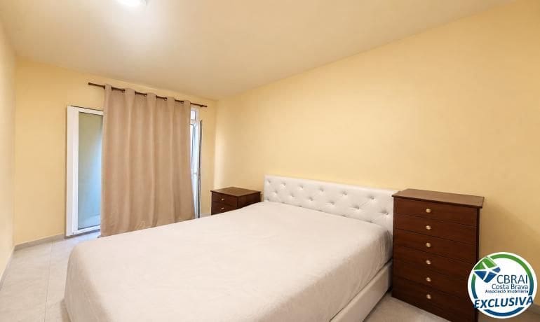 2 bedroom Apartment for sale in Torroella de Montgri - € 129,000 (Ref: 10032195)