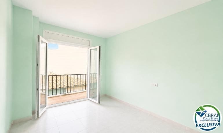 2 bedroom Apartment for sale in Torroella de Montgri - € 129,000 (Ref: 10032195)