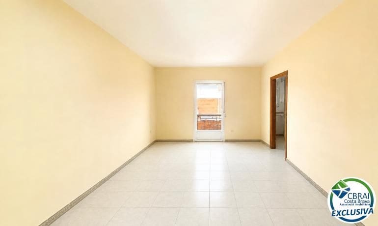 2 bedroom Apartment for sale in Torroella de Montgri - € 129,000 (Ref: 10032195)