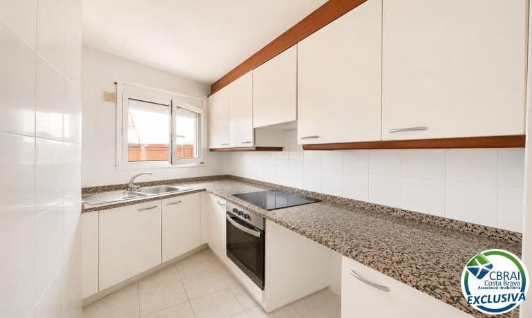 2 bedroom Apartment for sale in Torroella de Montgri - € 129,000 (Ref: 10032195)