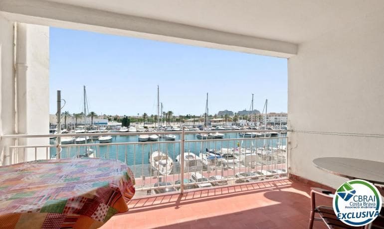 Apartamento para venda em Empuriabrava - 135 000 € (Ref: 10032196)