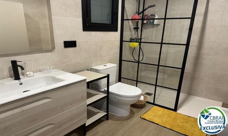 3 slaapkamer Villa te koop in Roses met zwembad garage - € 1.499.000 (Ref: 10055472)