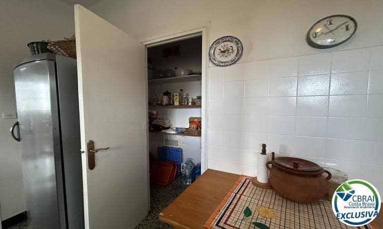 Chalet de 6 habitaciones en Llançà en venta con garaje - 690.000 € (Ref: 10055473)