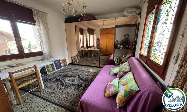 Chalet de 6 habitaciones en Llançà en venta con garaje - 690.000 € (Ref: 10055473)