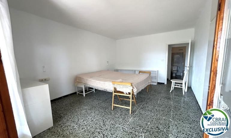 Chalet de 6 habitaciones en Llançà en venta con garaje - 690.000 € (Ref: 10055473)