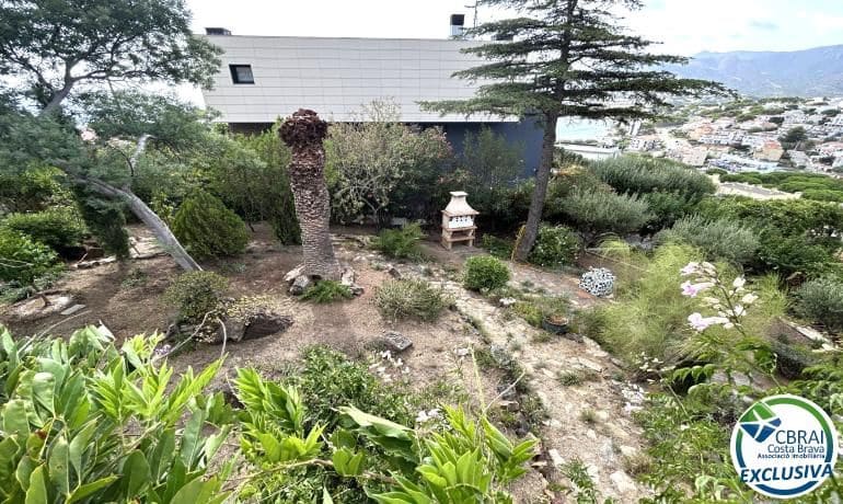 Chalet de 6 habitaciones en Llançà en venta con garaje - 690.000 € (Ref: 10055473)