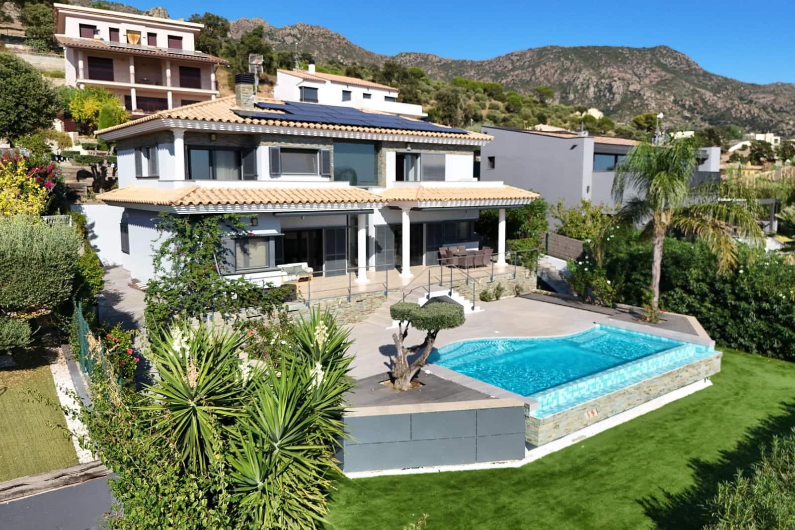 Chalet de 3 habitaciones en Palau-saverdera en venta con garaje - 1.095.000 € (Ref: 10078512)