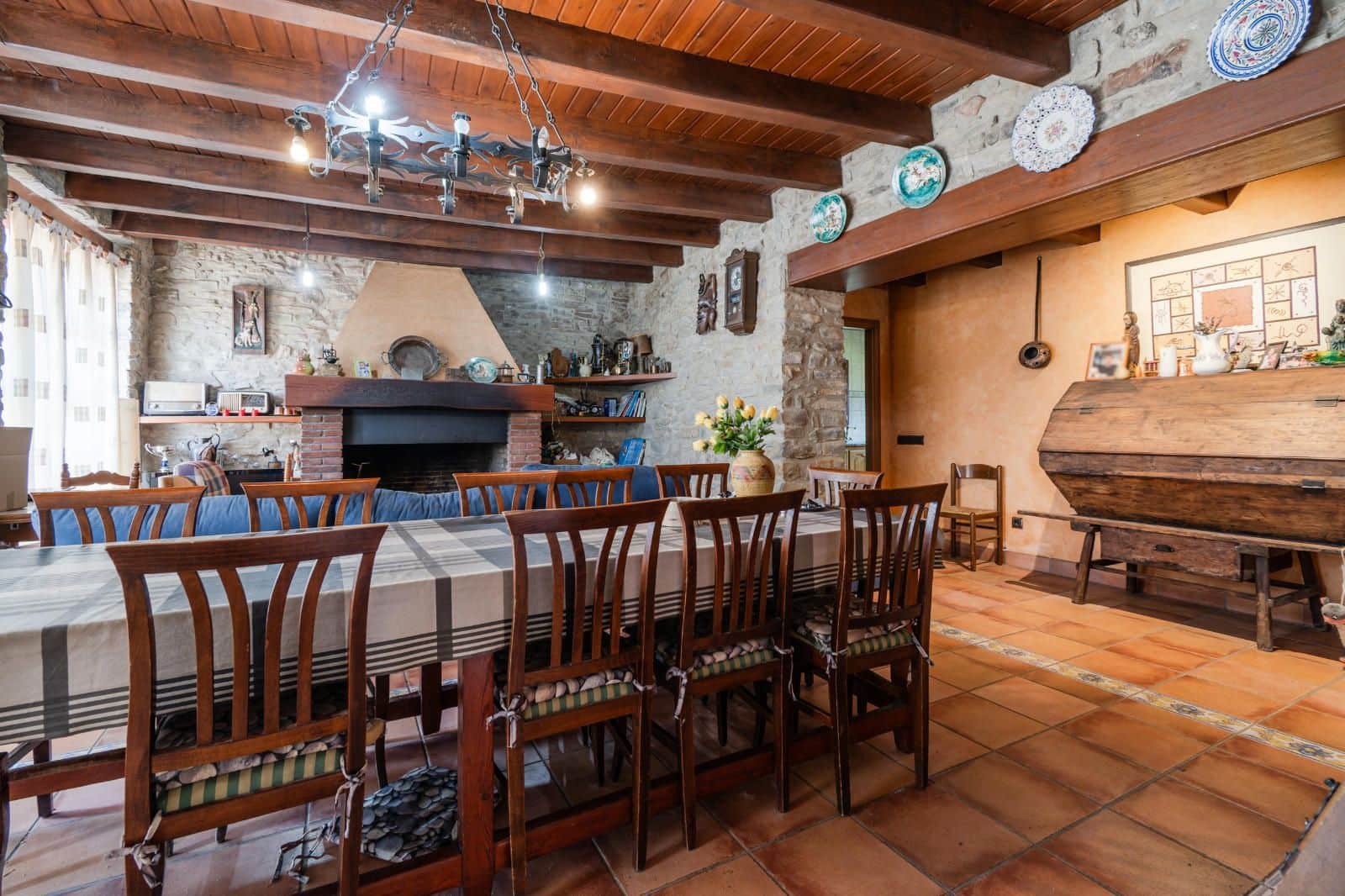 7 camera da letto Finca/Casa di Campagna in vendita in Sant Joan les Fonts con piscina - 790.000 € (Rif: 10078513)