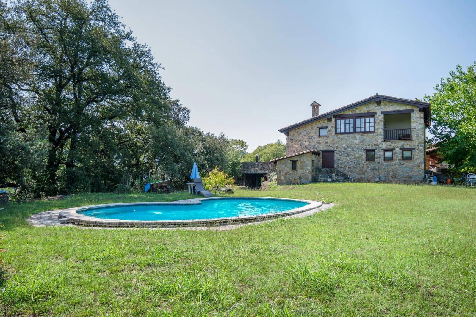 7 camera da letto Finca/Casa di Campagna in vendita in Sant Joan les Fonts con piscina - 790.000 € (Rif: 10078513)