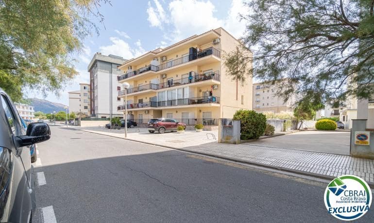 2 sypialnia Apartament na sprzedaż w Roses - 215 000 € (Ref: 10081439)