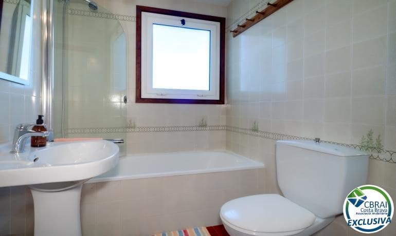 3 Zimmer Apartment zu verkaufen in Empuriabrava mit Pool - 199.000 € (Ref: 10081440)