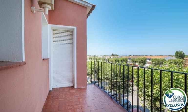 3 Zimmer Apartment zu verkaufen in Empuriabrava mit Pool - 199.000 € (Ref: 10081440)