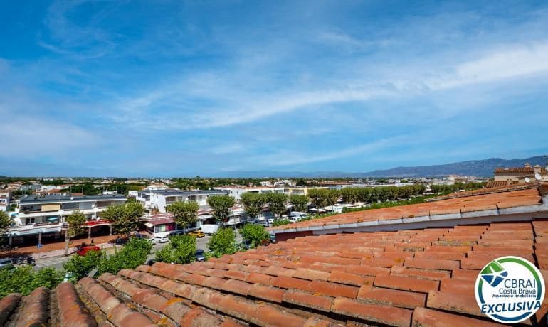 3 Zimmer Apartment zu verkaufen in Empuriabrava mit Pool - 199.000 € (Ref: 10081440)