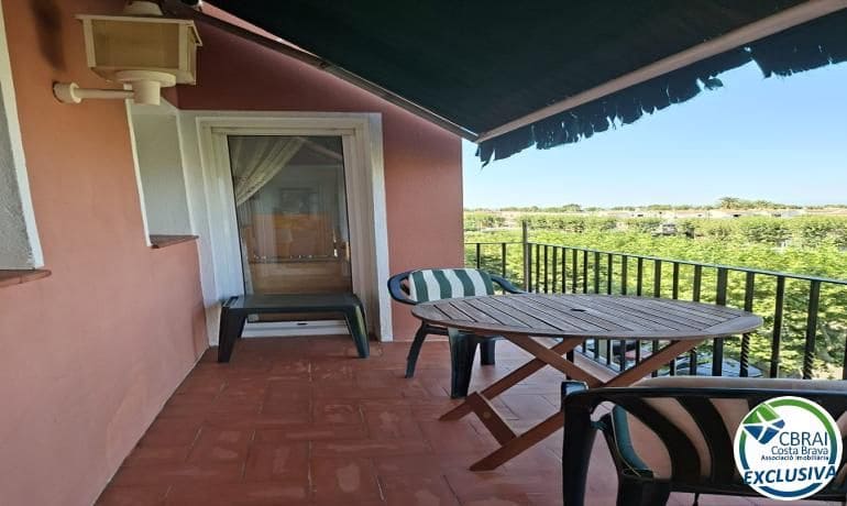 3 bedroom Apartment for sale in Empuriabrava with pool garage - € 199,000 (Ref: 10081440)