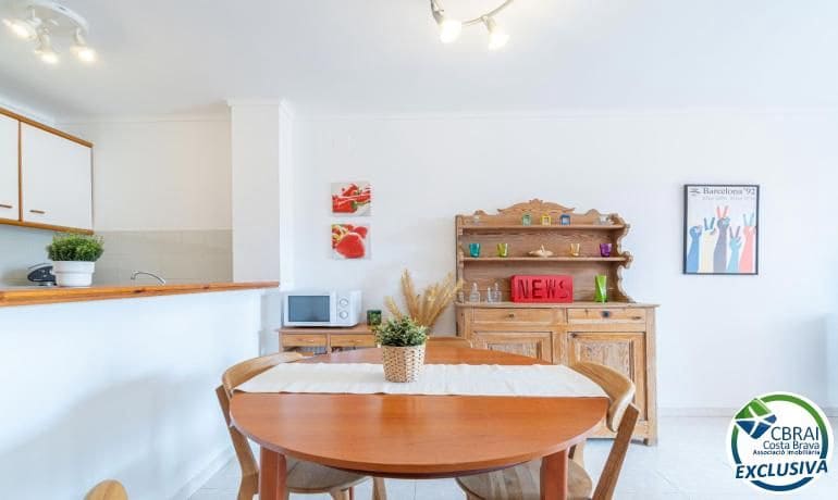2 makuuhuone Huoneisto myytävänä paikassa Empuriabrava mukana uima-altaan - 195 000 € (Ref: 10094866)
