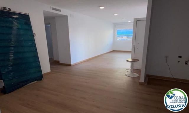 2 chambre Appartement à vendre à Santa Margarida, Roses avec garage - 382 000 € (Ref: 10094867)
