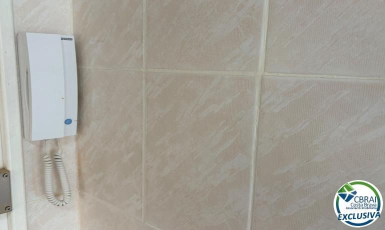 2 makuuhuone Huoneisto myytävänä paikassa Santa Margarida mukana uima-altaan - 210 000 € (Ref: 10100345)