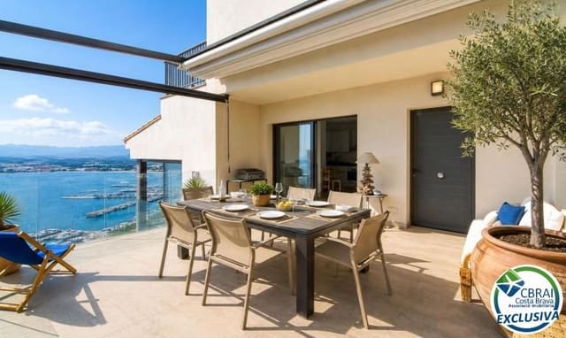 3 slaapkamer Halfvrijstaande villa te koop in Roses met garage - € 655.000 (Ref: 10100346)