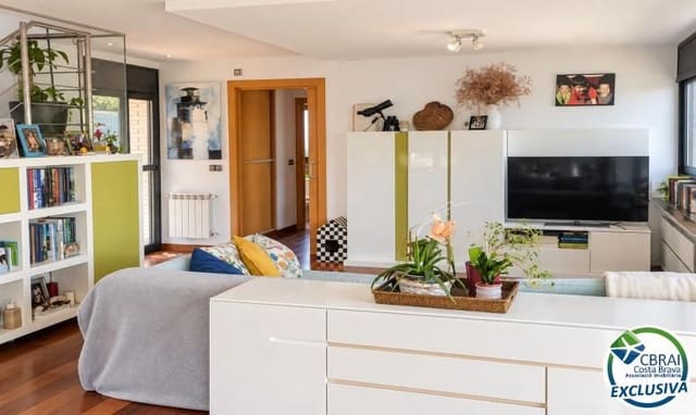 5 sovrum Villa till salu i Roses med pool garage - 620 000 € (Ref: 10100347)