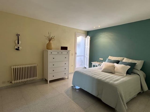 3 bedroom Townhouse for sale in Rabós - € 550,000 (Ref: 10102782)