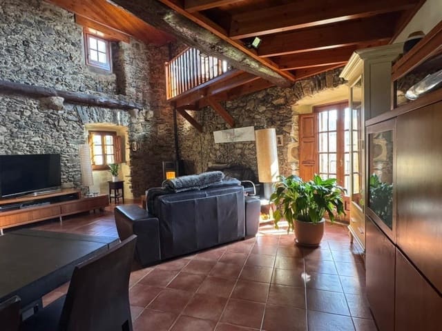 3 bedroom Townhouse for sale in Rabós - € 550,000 (Ref: 10102782)