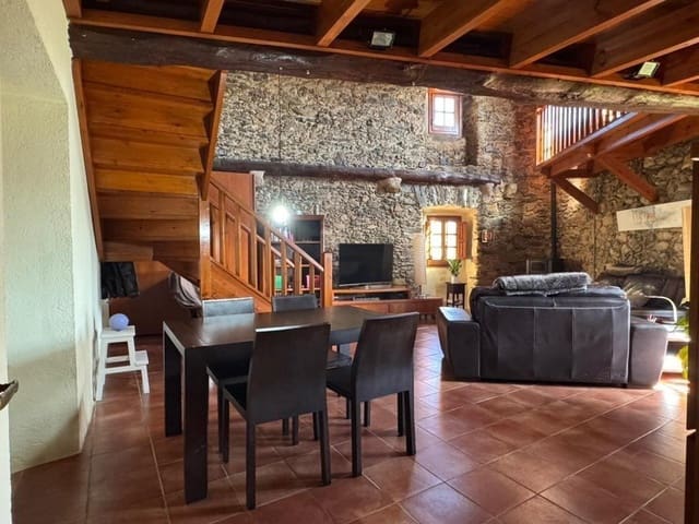3 bedroom Townhouse for sale in Rabós - € 550,000 (Ref: 10102782)