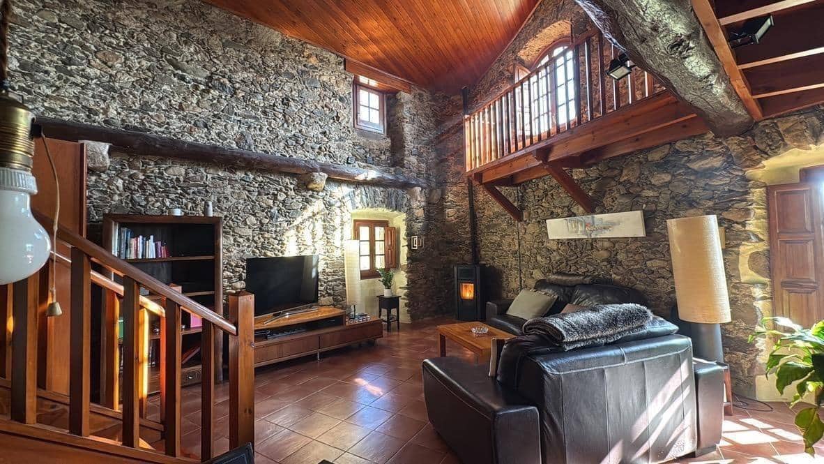 3 bedroom Townhouse for sale in Rabos - € 550,000 (Ref: 10102782)