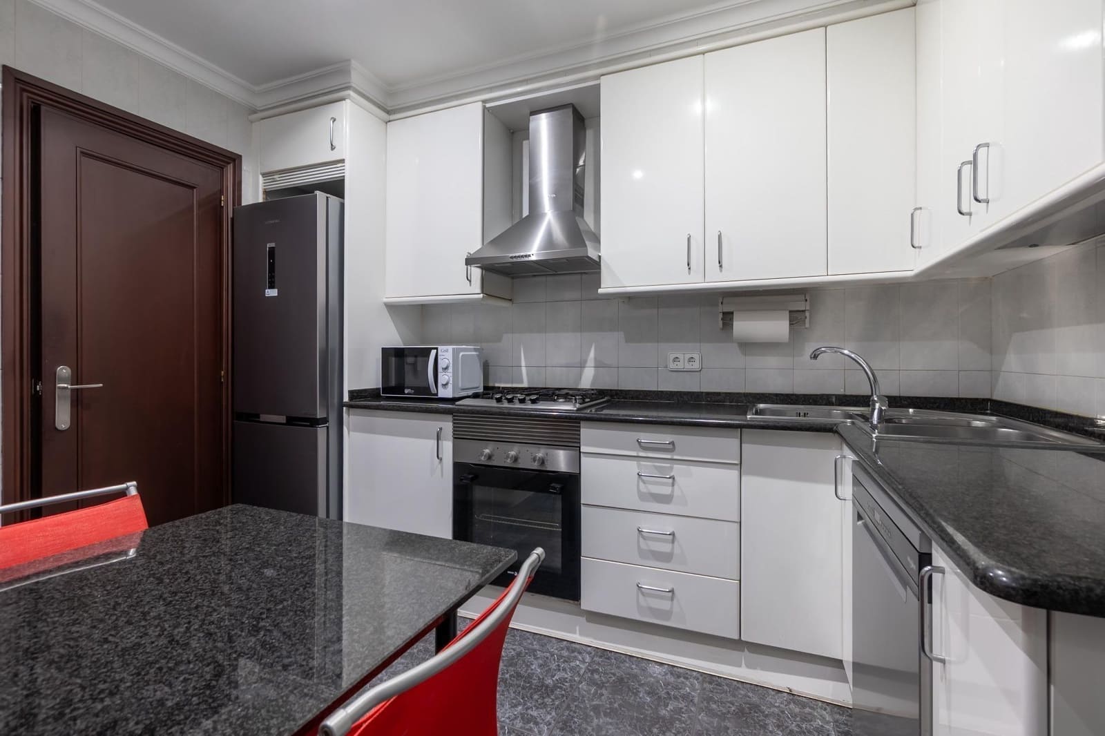 3 sovrum Lägenhet till salu i Figueres - 225 000 € (Ref: 10102783)