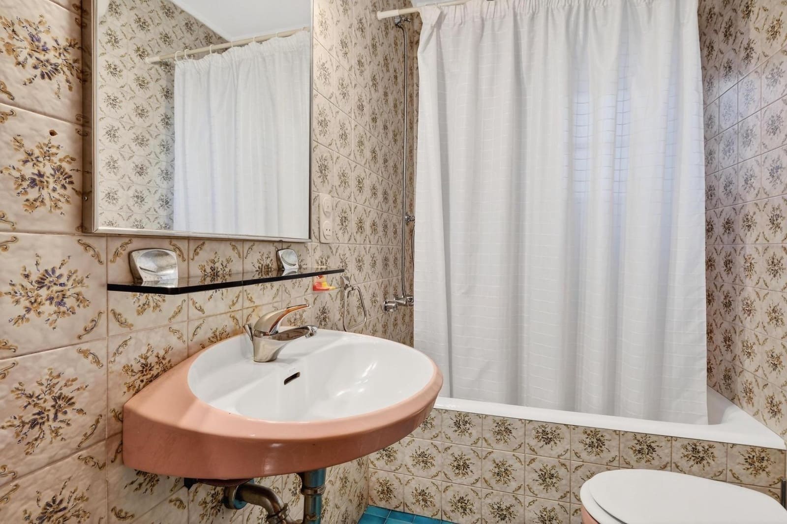 4 slaapkamer Flat te koop in Figueres met garage - € 275.000 (Ref: 10102784)