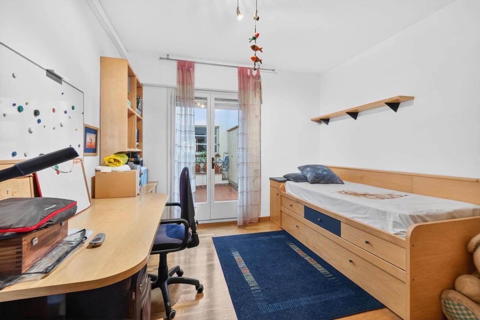 4 slaapkamer Flat te koop in Figueres met garage - € 275.000 (Ref: 10102784)