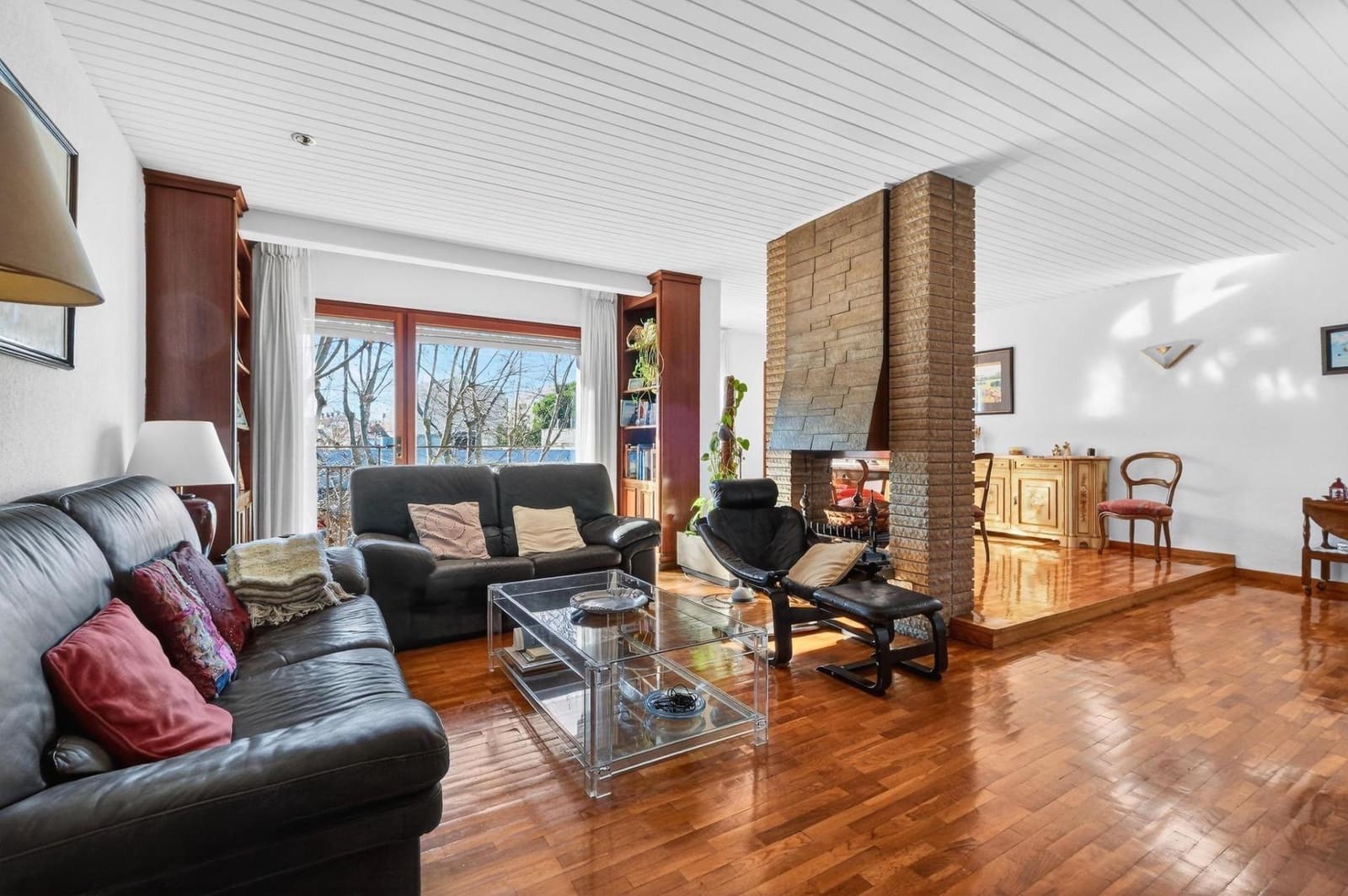 4 slaapkamer Flat te koop in Figueres met garage - € 275.000 (Ref: 10102784)