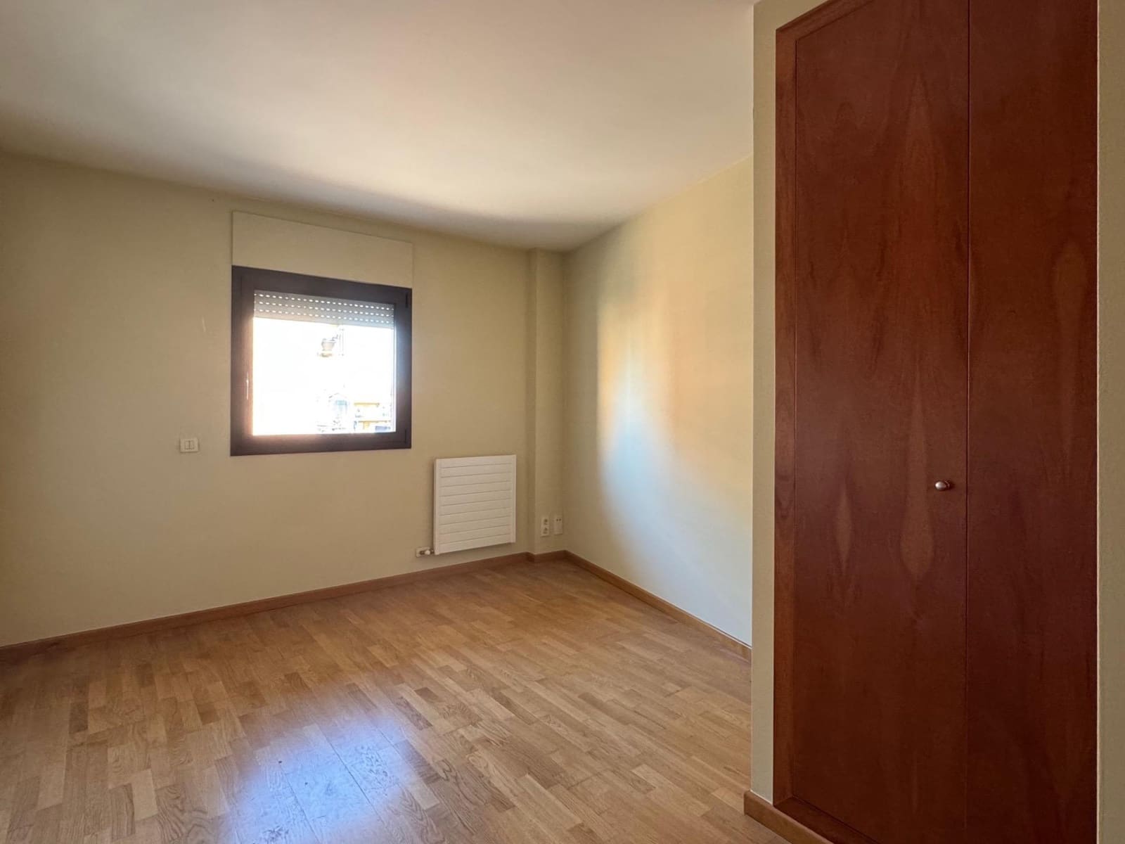 Apartamento de 4 habitaciones en Figueres en venta con garaje - 295.000 € (Ref: 10102785)