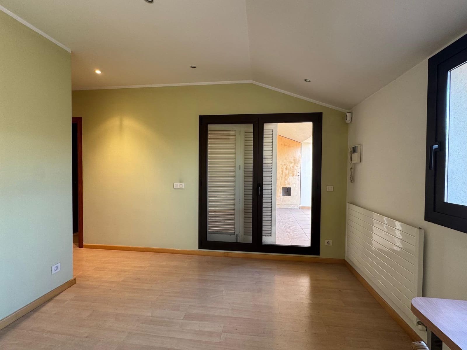 Apartamento de 4 habitaciones en Figueres en venta con garaje - 295.000 € (Ref: 10102785)