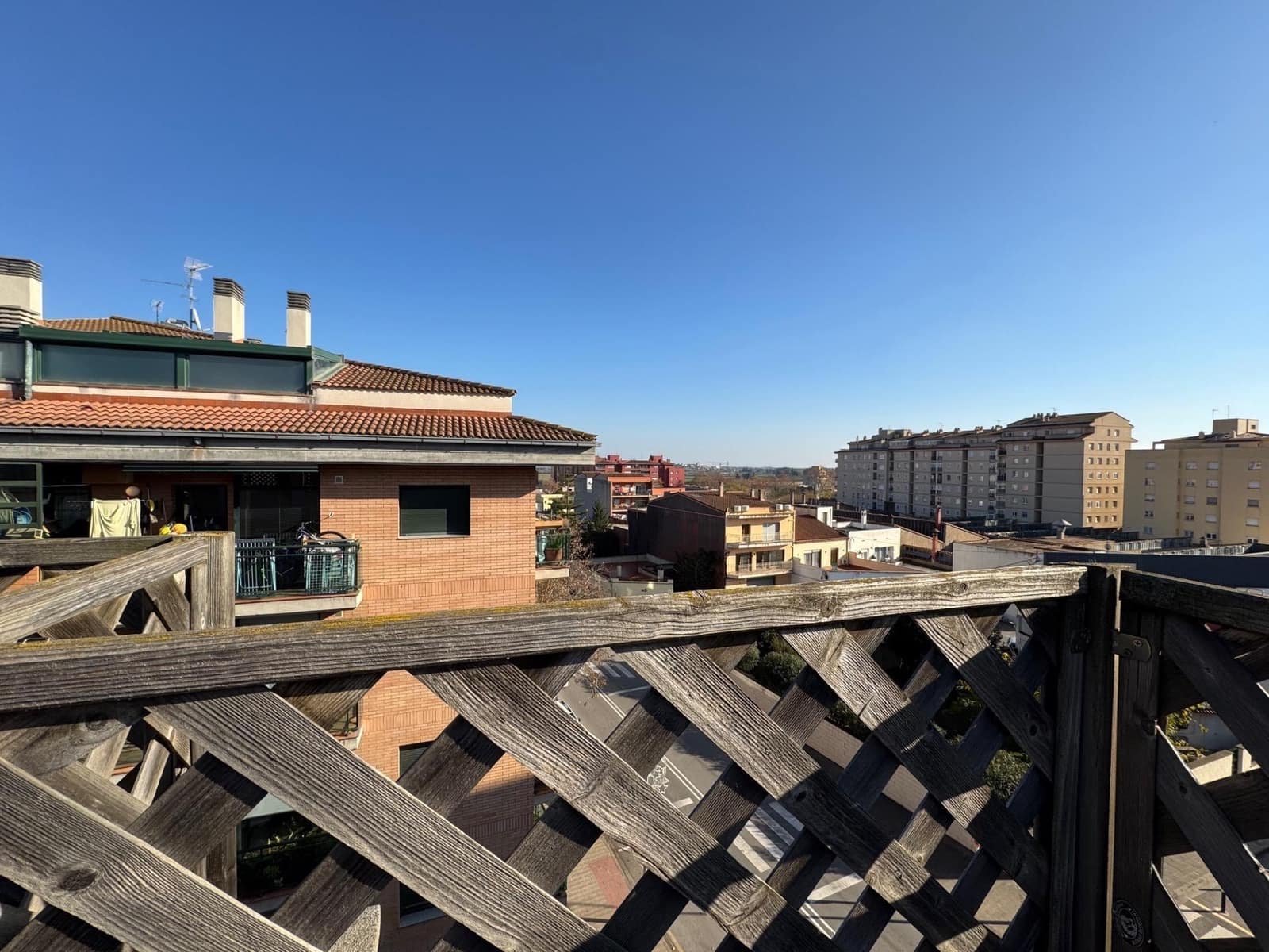 Apartamento de 4 habitaciones en Figueres en venta con garaje - 295.000 € (Ref: 10102785)