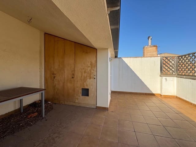 Apartamento de 4 habitaciones en Figueres en venta con garaje - 295.000 € (Ref: 10102785)